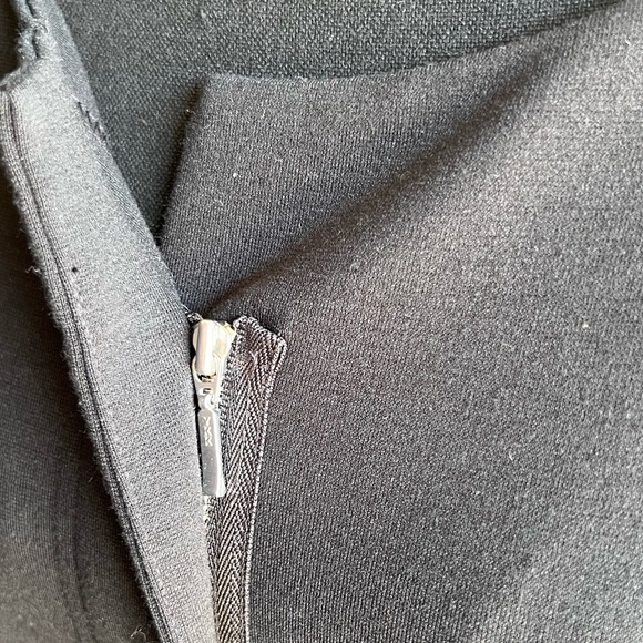 14th and Union Black long sleeve collarless top with zip front closure 2X - Picture 8 of 13